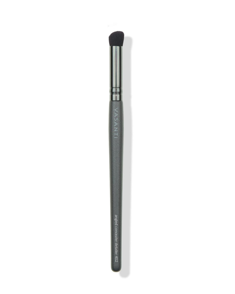 Angled Concealer Detailer Brush 402
